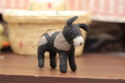 Tisser Handmade felt soft toy