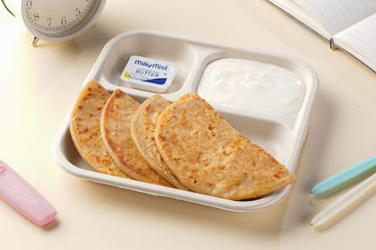 Aloo Paratha & Curd Meal (2 Pcs)