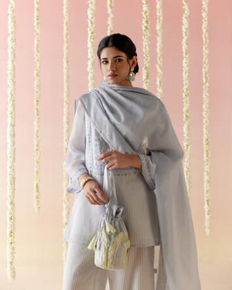 Sky Blue Dupatta-Free Size / Sky Blue