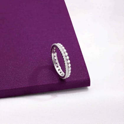 An Epitome of Love Silver Band Silver Ring-White Stone / Silver / US 5 (15.6 mm Diameter)