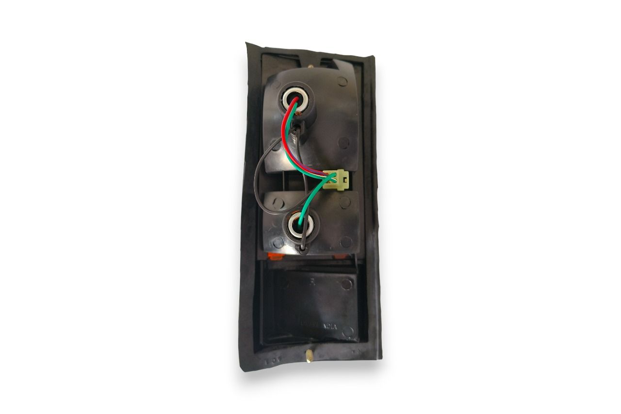 Lumax Tail Lamp - RH 032-RCA-MR