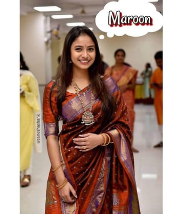 Rangtulika Ethnics Jacquard Solid Saree With Unstitched Blouse Piece ( Maroon )