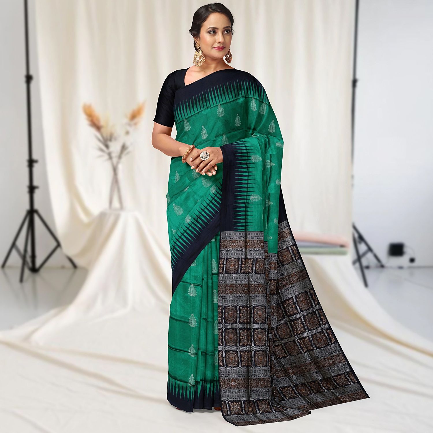 Tree Motifs Bomkai Silk Saree