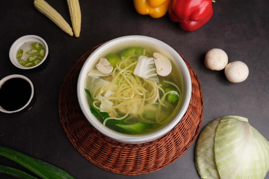 Veg talumein soup