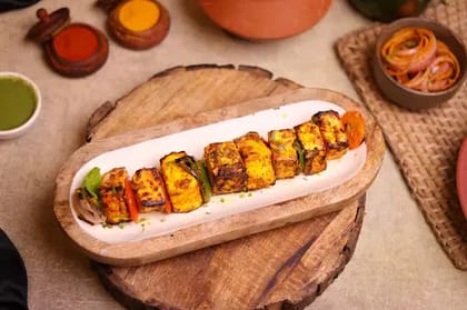 Paneer Tikka [ 6 Pcs ]