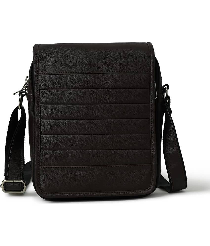 MATRICE - Brown Solid Messenger Bag