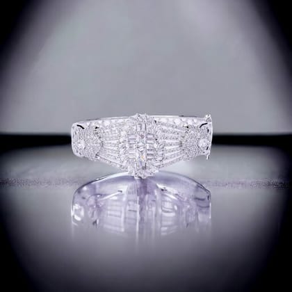 Cubic Zirconia Kada Bracelet-White / Rhodium / Free Size