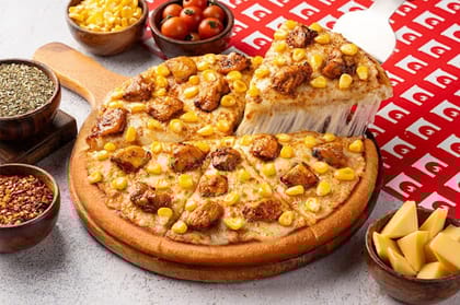 Golden Chicken Delight Pizza