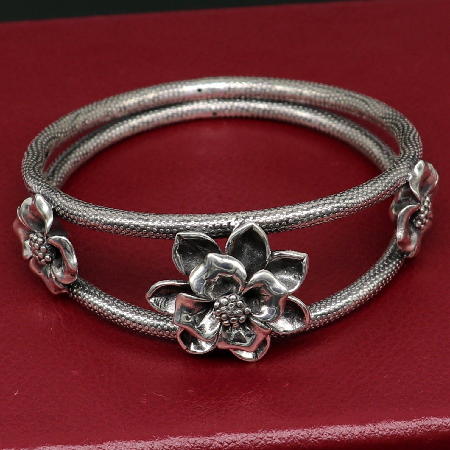 925 sterling silver handmade fabulous flower work vintage design bangle bracelet, excellent traditional style wedding jewelry nba158