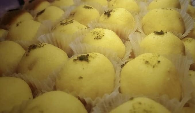 BANGLARMISTI Babu Sandesh | Authentic Bengali Sweets, Traditional Kolkata Sandesh, Soft and Delicious, 12pcs Pack