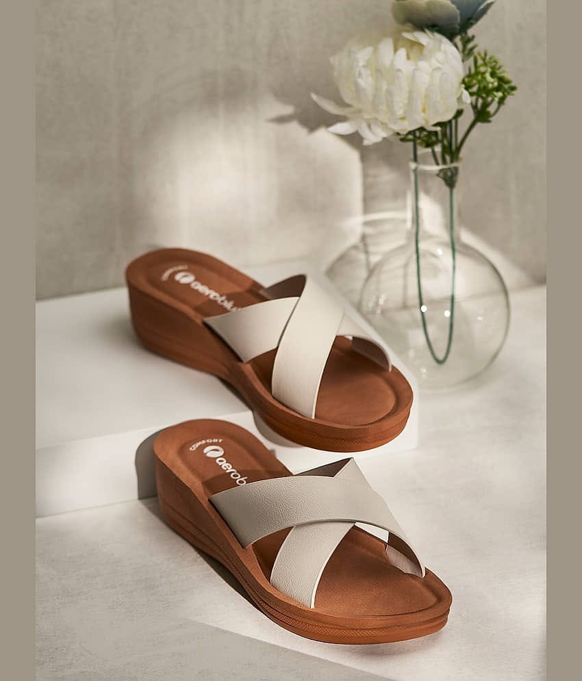 Aeroblu AEL404-PEACH Peach Women's Slipper