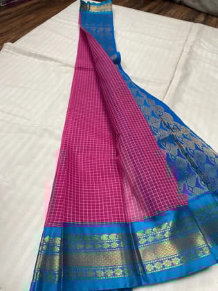 Handwoven Cotton Gadwal Saree