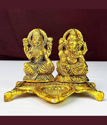 Shri Astha Vinayak Brass Laxmi Ganesh Idol ( 11 cm )