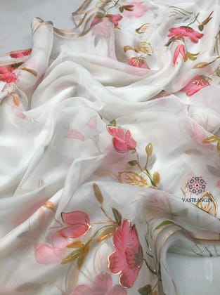 New Organza Silk Floral Digital Print n Foil Outline Work Rich Look Beautiful Saree With Blouse