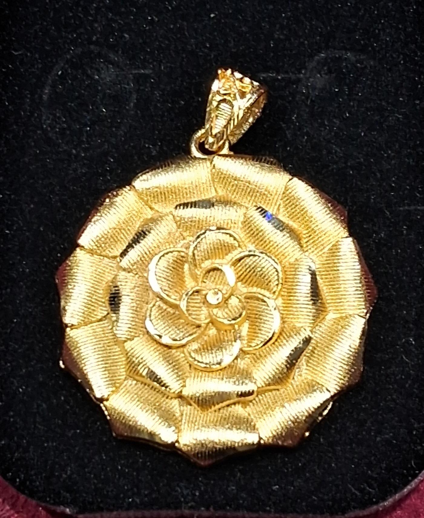 LOCKET GP