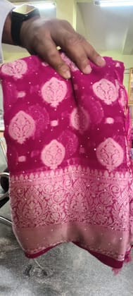 Exclusive Sarees Add Grace to Your Wardrobe