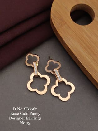 WEAR ELEGANT LIGHTWEIGHT AND COMFORTABLE EARRINGS
