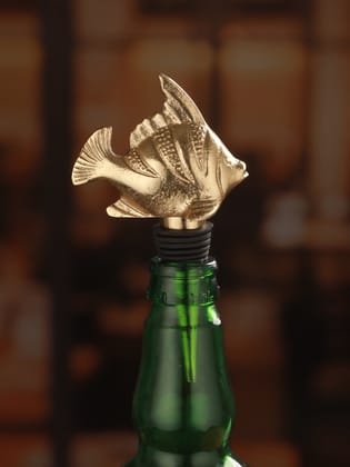 GOLDEN FISH BOTTLE STOPPER