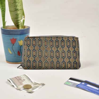 Green ajrakh ladies wallet with zip