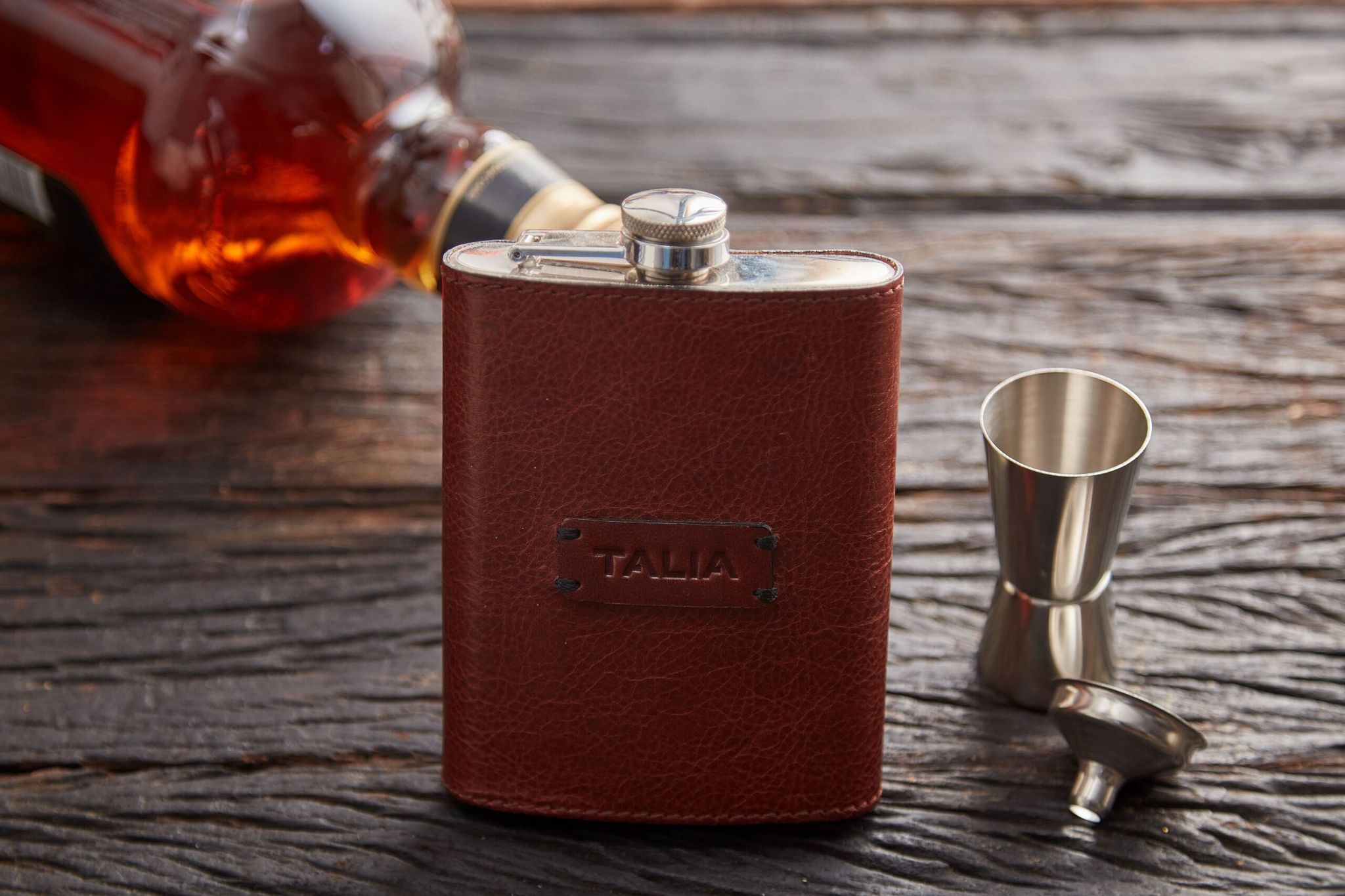 Leather-Covered Kidney Flask Gift Set