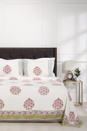 Paaro Block Printed Pink TNT Bedcover-Double: 90 x 108 in / Pink / Pink