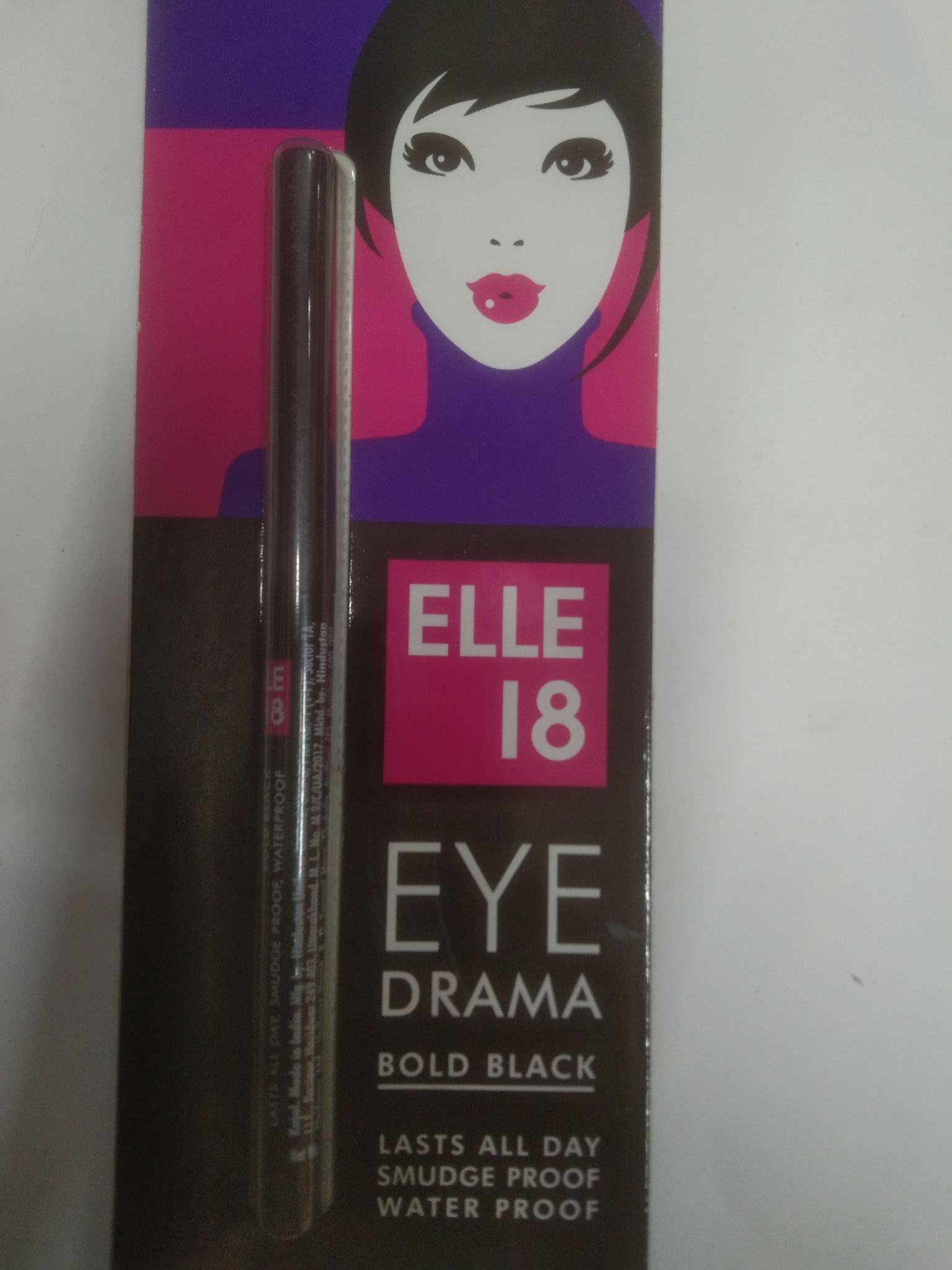 Elle 18 Eye Drama Bold black Lasts all day Smudge proof Water proof 