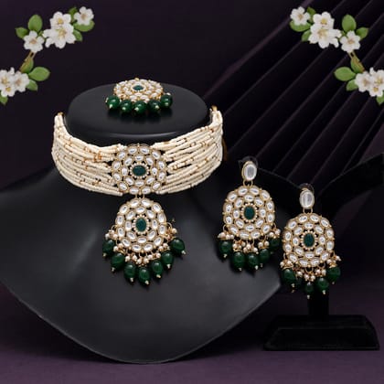 Green Color Choker Kundan Necklace Set-Necklace Length: 16.00 CM x Width: 8.00 CM / Green / Alloy With Good Quality Gold Plated