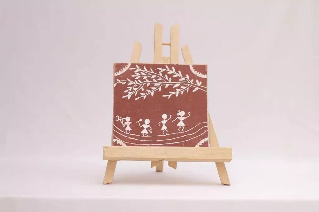 Tisser Warli Hand  Painting/Stand With Eassel