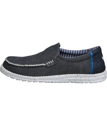 Neeman's Canvas Wanderers Slip Ons Black Men's Slip-on Shoes