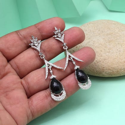 Black Color Fashion Earrings With A Bold And Timeless Appeal-Earring Length: 6.50 CM x Width: 2.00 CM / Black / Alloy With Good Quality Silver Plated