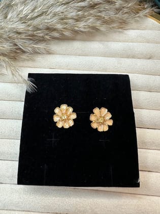 Golden Gardenia Earrings