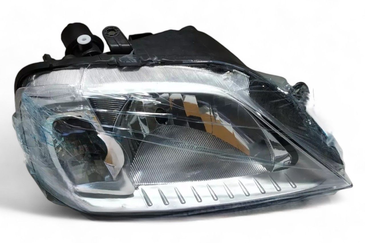 Lumax Head Lamp - RH AV288766