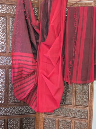 Pure fine cotton sarees woven in Peteru
