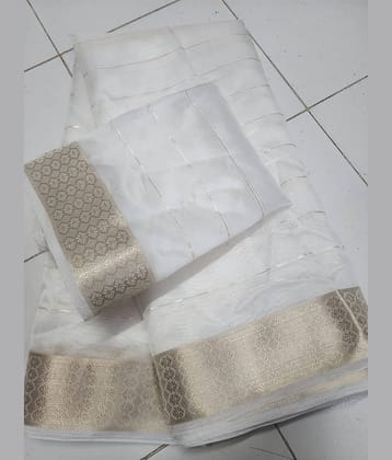 BAYUPRI Organza Woven Saree With Unstitched Blouse Piece ( White )