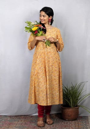 Rivaaj Ethnic Ruhi Kali Kurta (M) | Yellow Cotton Split V-Neck | Summer Ethnic Wear | 3/4th Sleeves