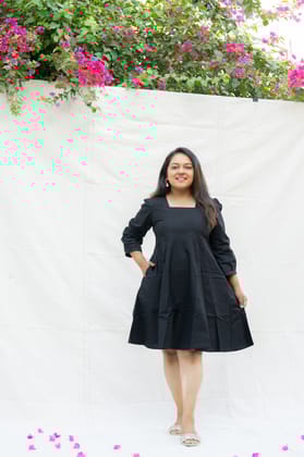 Patakha Guddi Black Solid Cotton Knee Length Dress-XS