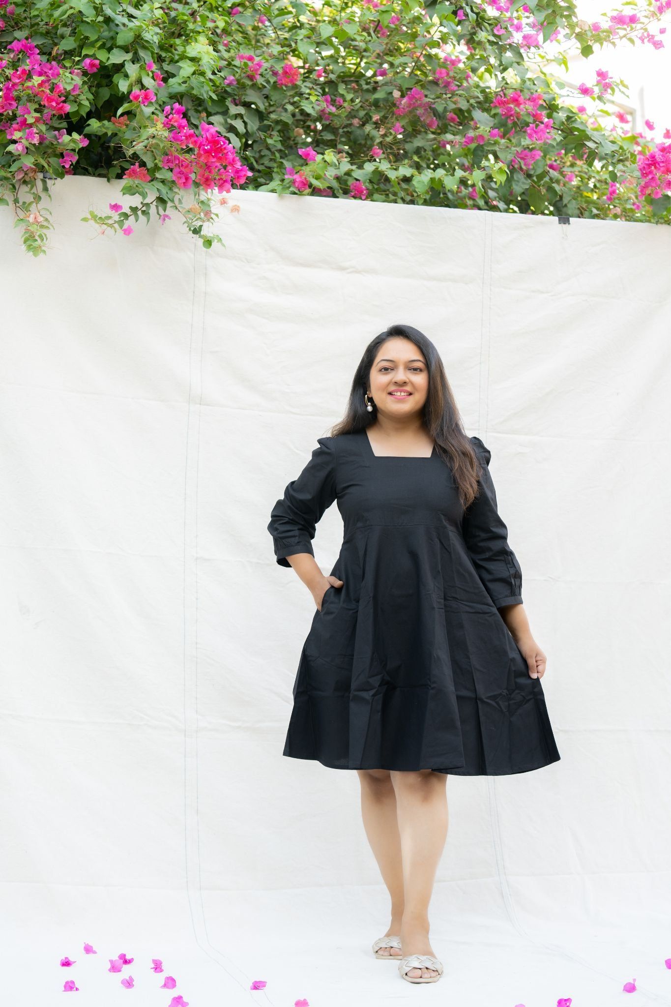 Patakha Guddi Black Solid Cotton Knee Length Dress-XS