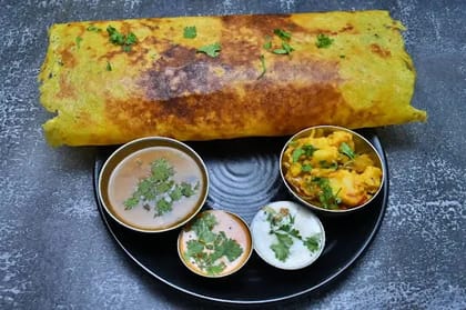 Butter Rava Onion Masala Dosa