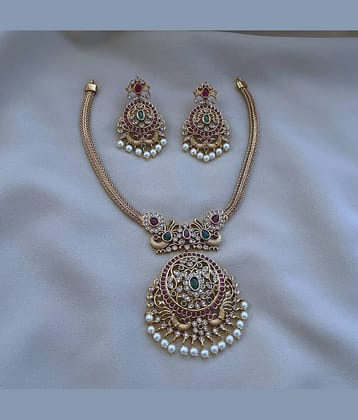 ROFARWORD Gold Brass Necklace Set ( Pack of 1 )