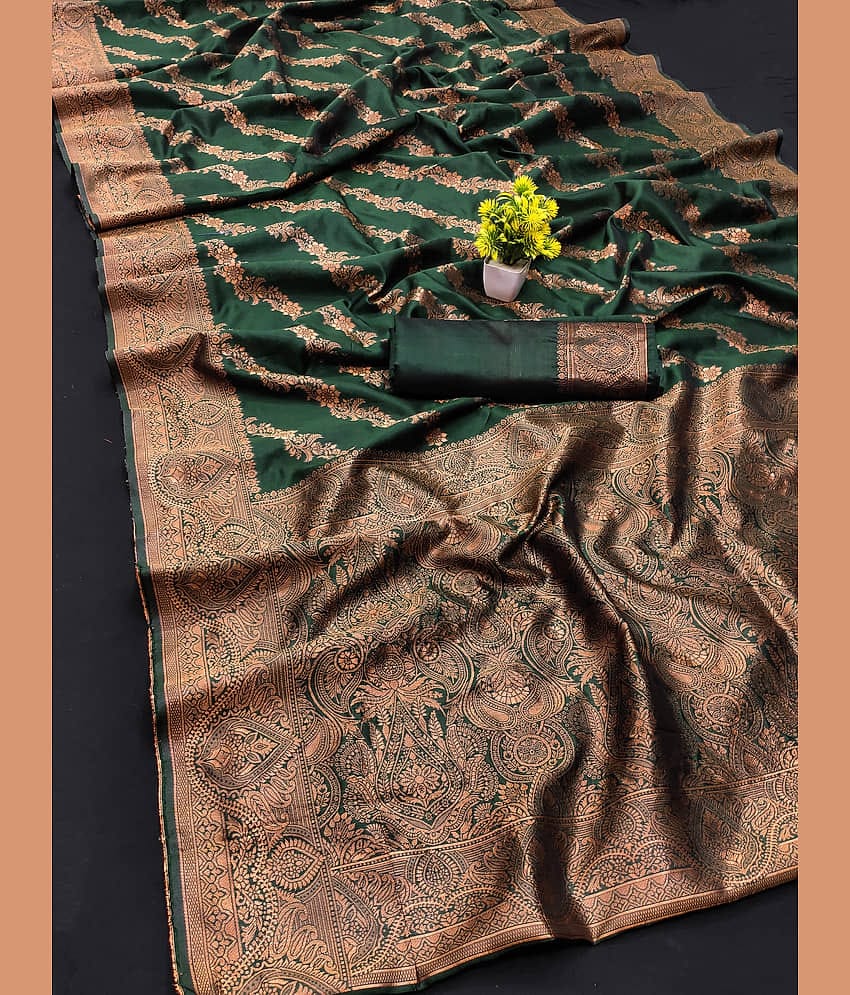 Kanooda Prints Silk Blend Embellished Banarasi saree With Unstitched Blouse Piece ( Green )