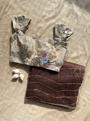 Soft Crush organza saree with hand embroidery paired with Fashion Blouse-2XS