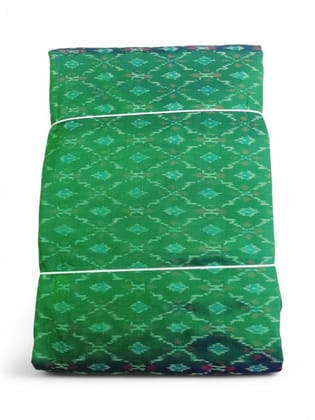 IKAT SILK FABRIC GREEN COLOR ONLINE-1 Meeter