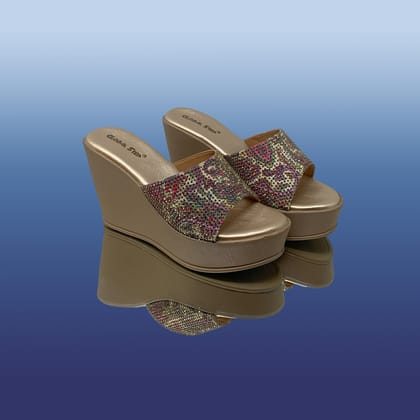 Bling-y party-wear wedges-Gold / 39
