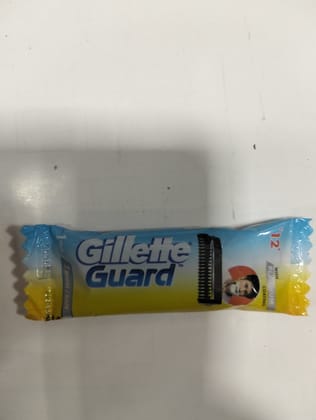 Gillette Guard 7 shaves/blade 