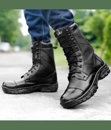 YUVRATO BAXI Black Hiking & Trekking Boot