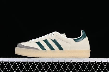 adidasMens Ronnie Fieg x Clarks x 8TH Street Samba -  White-Euro 41