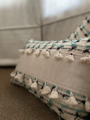 KRI India Distressed AquaBlue & White with tassels 12x18" | Wash & Care | 100% Cotton | Handcrafted in India. 100% organic & natural. KRI India Distressed AquaBlue & White with tassels 12x18" | Wash & Care | 100% Cotton | Handcrafted in India. 100% organic & natural.