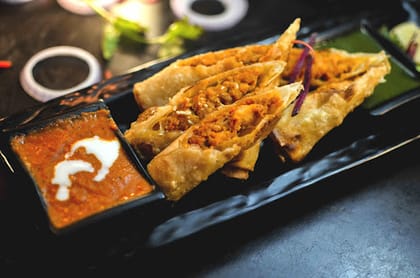 Butter Chicken Spring Roll