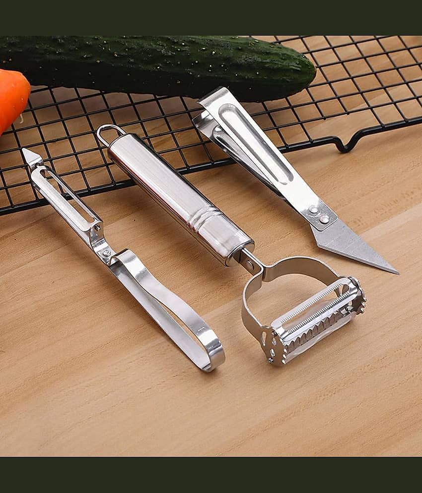 Bhavyta Stainless Steel Vegetable & Meat Cutter, Peeler,Julienne Peeler for Kitchen (Set of 3)