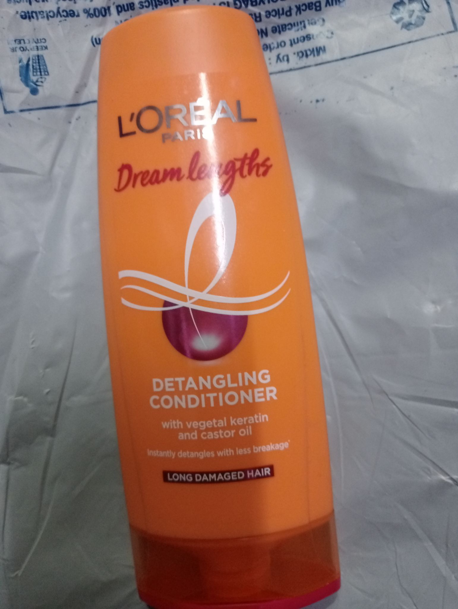 Loreal Paris Dream lengths Detangling Conditioner 